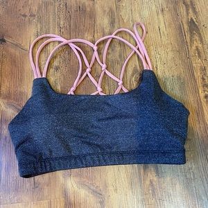 Women’s Sports Bra
